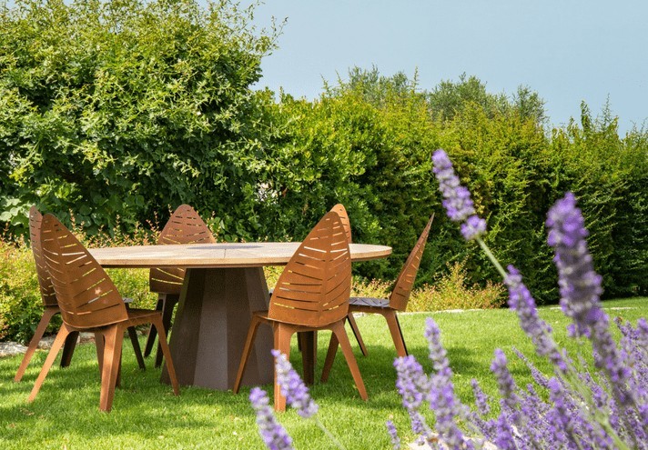 Arredamento-in-acciaio-Stile-industriale-Arredamento-in-corten-Arredamento made-in-Italy-SPICA | Tavolo in corten