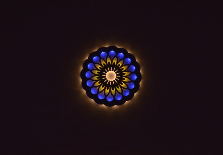 Corten-Möbel-Einrichtung-hergestellt-in-Italien-Stahlmöbel-LUMINARA | Wandleuchte aus Corten