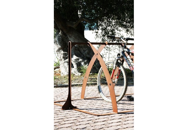 Arredamento-in-acciaio-Stile-industriale-Arredamento-in-corten-Arredamento made-in-Italy-ARCO | Portabicicletta in corten