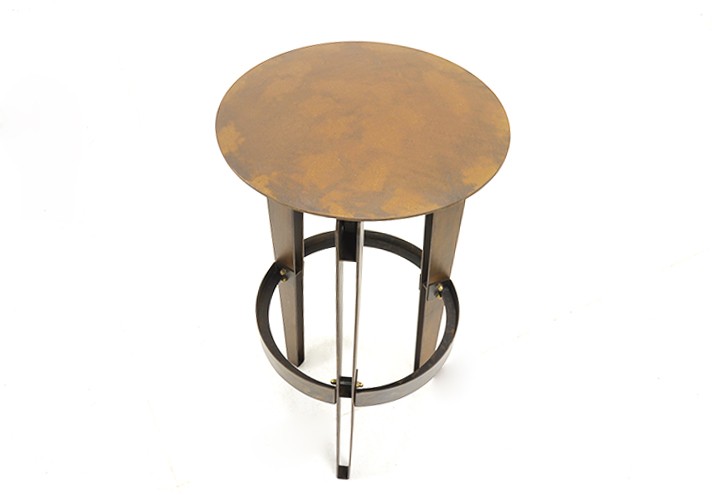 Arredamento-in-acciaio-Stile-industriale-Arredamento-in-corten-Arredamento made-in-Italy-LEGGERO | Sgabello in corten