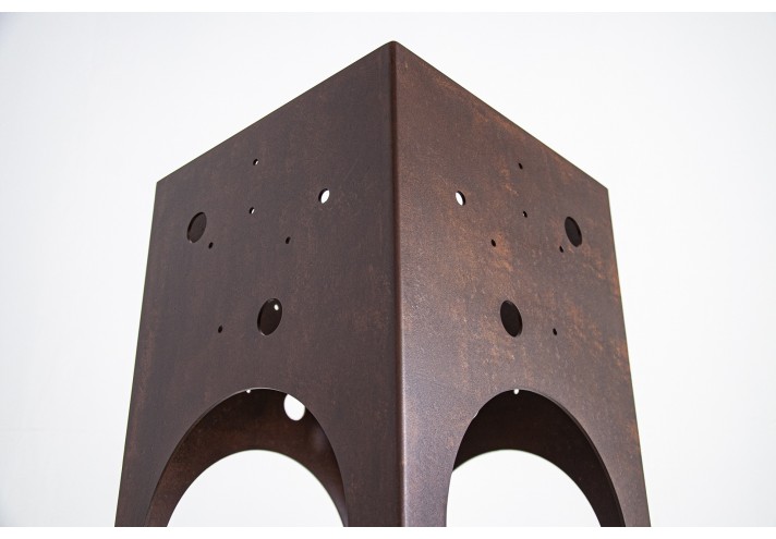 Meubles-design-en-acier-corten-Style-industriel-Acier-corten-intérieur-Intérieur-moderne-Éclairage-moderne-IL RIFUGIO DELLA L...