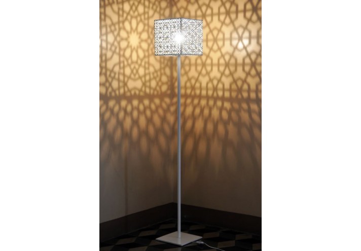 Arredamento-in-acciaio-Stile-industriale-Arredamento-in-corten-Arredamento made-in-Italy-NUR | Lampada in corten