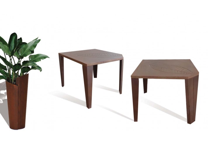 Corten-Möbel-Einrichtung-hergestellt-in-Italien-Stahlmöbel-LILA | Tisch aus Corten