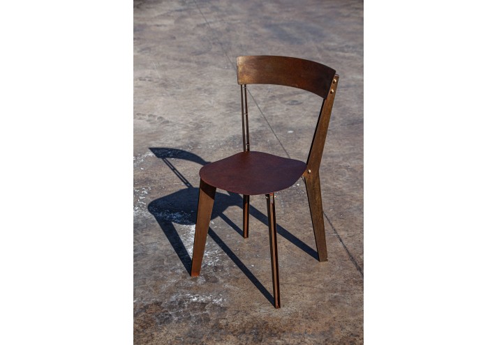 Arredamento-in-acciaio-Stile-industriale-Arredamento-in-corten-Arredamento made-in-Italy-ZINNIA | Sedia in corten