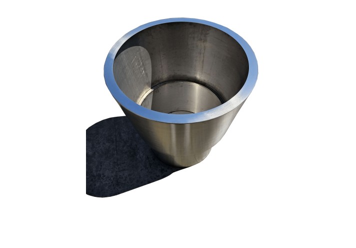 Meubles-design-en-acier-corten-Style-industriel-Acier-corten-intérieur-Intérieur-moderne-Henna | Jardinière en acier