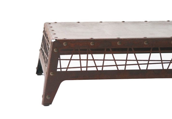 Corten-Möbel-Einrichtung-hergestellt-in-Italien-Stahlmöbel-MIKADO | Couchtisch aus Corten