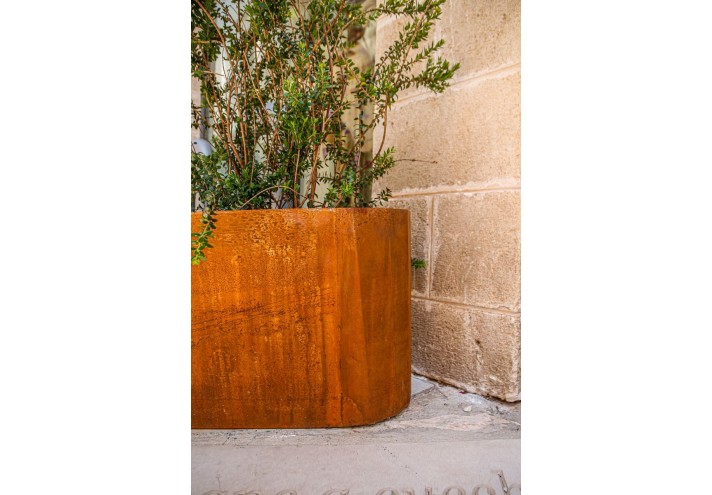 Corten-Möbel-Einrichtung-hergestellt-in-Italien-Stahlmöbel-KRANEIA | Corten-Pflanzgefäß