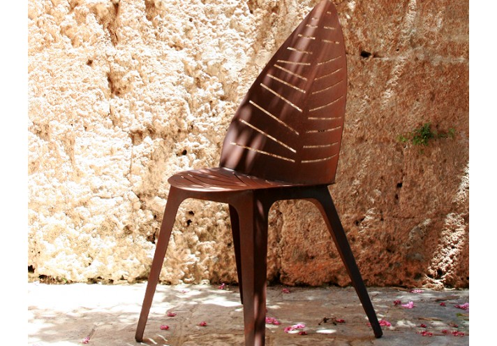 Corten-Möbel-Einrichtung-hergestellt-in-Italien-Stahlmöbel-LILA | Stuhl aus Corten