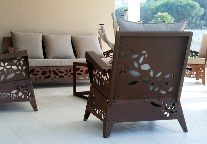 Meubles-design-en-acier-corten-Style-industriel-Acier-corten-intérieur-Intérieur-moderne-HANAMI | Fauteuil en corten