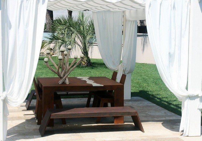 Arredamento-in-acciaio-Stile-industriale-Arredamento-in-corten-Arredamento made-in-Italy-TIVOLI | Tavolo in corten