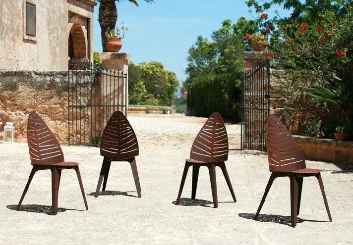 Corten-Möbel-Einrichtung-hergestellt-in-Italien-Stahlmöbel-LILA | Stuhl aus Corten