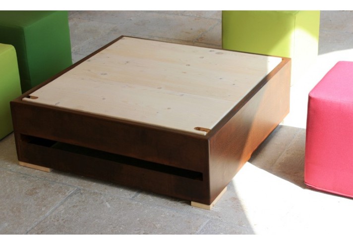 Corten-Möbel-Einrichtung-hergestellt-in-Italien-Stahlmöbel-OPLÀ | Pouf und Couchtisch aus Corten