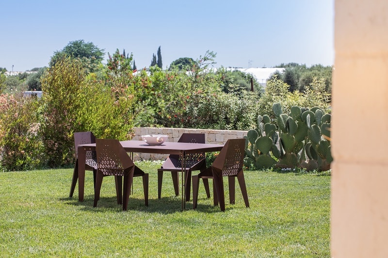 set-foglia-chair-table-leggero-TrackDesign