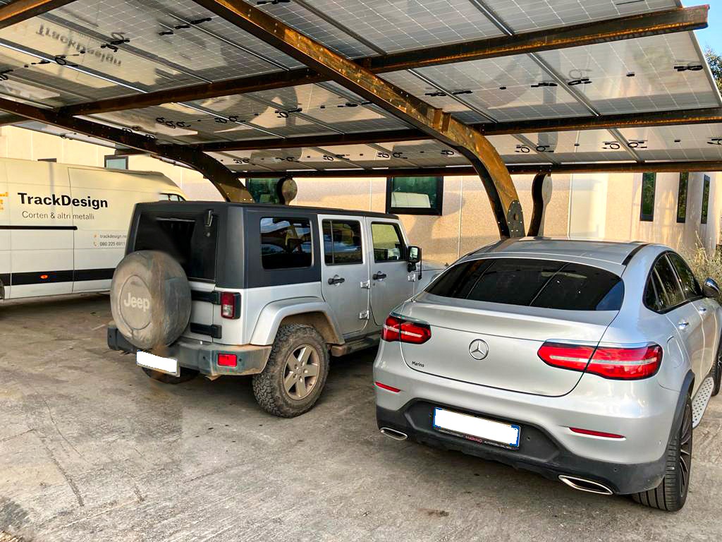 pensilina fotovoltaica