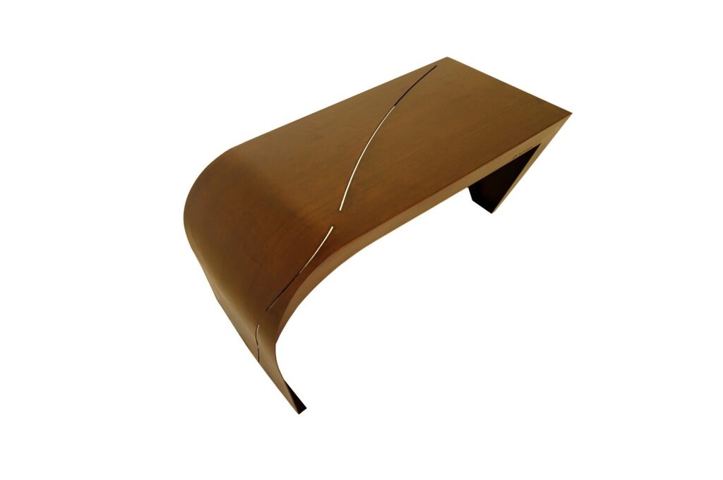 ESSENTIAL | Tavolino in corten
