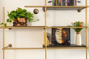 MÉTRO | Libreria modulare in ottone