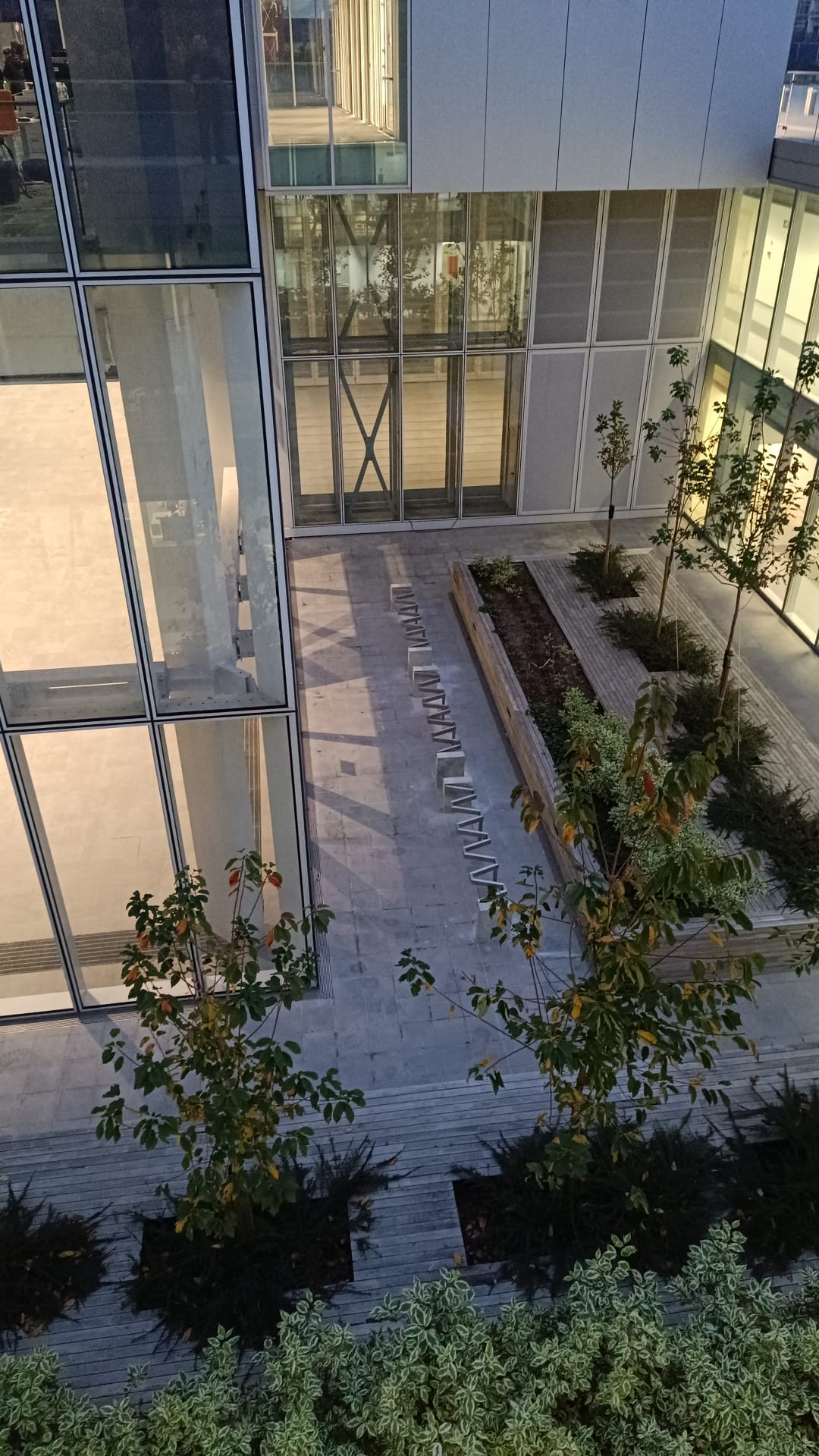 Rastrelliere — Regione Piemonte — Rastrelliere nel cortile