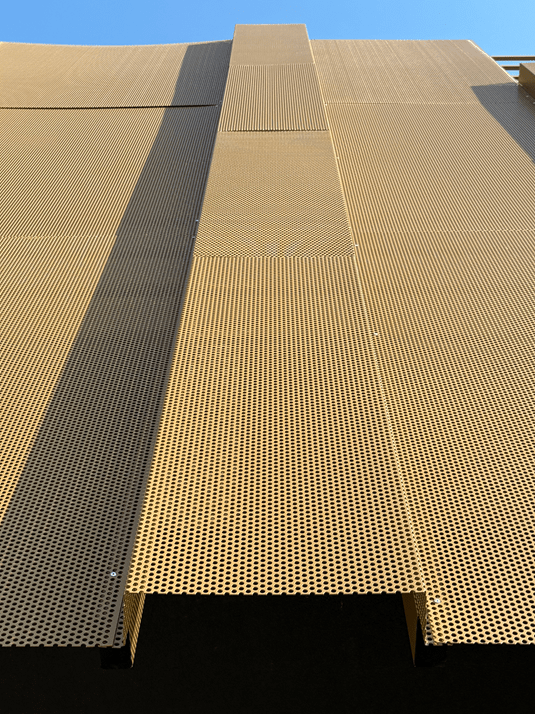 Facciata Ventilata — Sede Aziendale — Montaggio pannelli