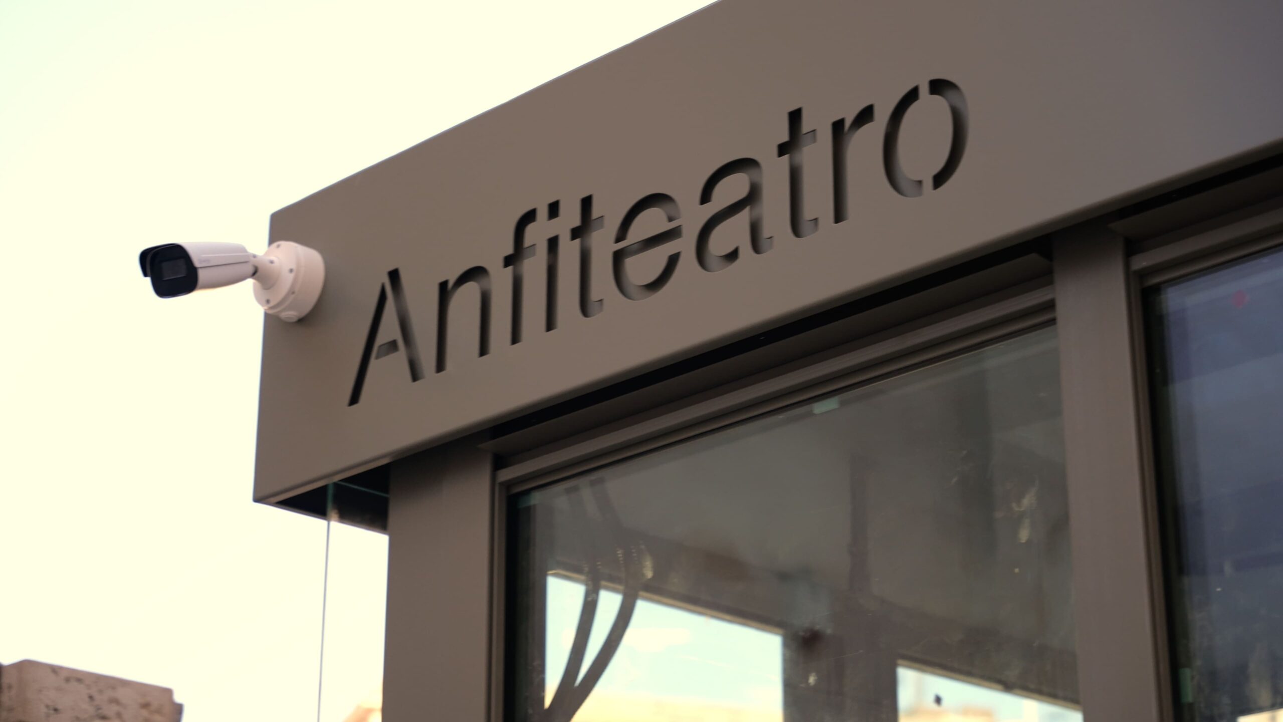 Anfiteatro Romano — Piazza Sant’Oronzo — Insegna «Anfiteatro»