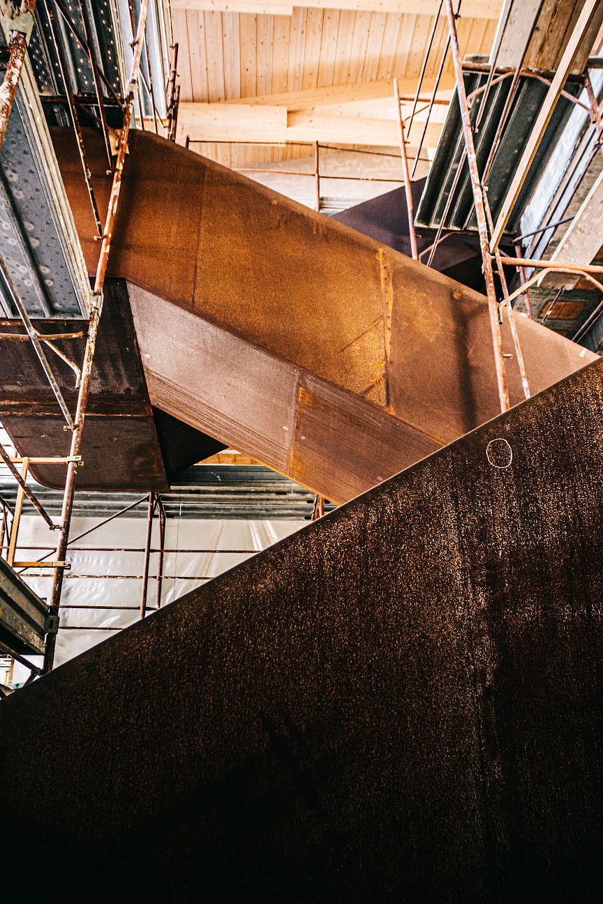 Tenuta Rubino — La Casa del Susumaniello — Elementi in corten in cantiere