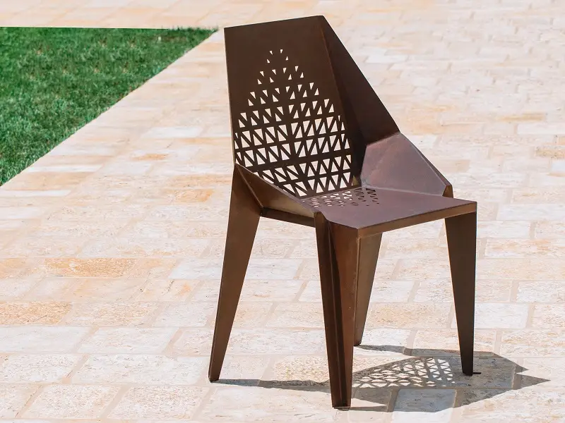 sedia-per-esterni-corten