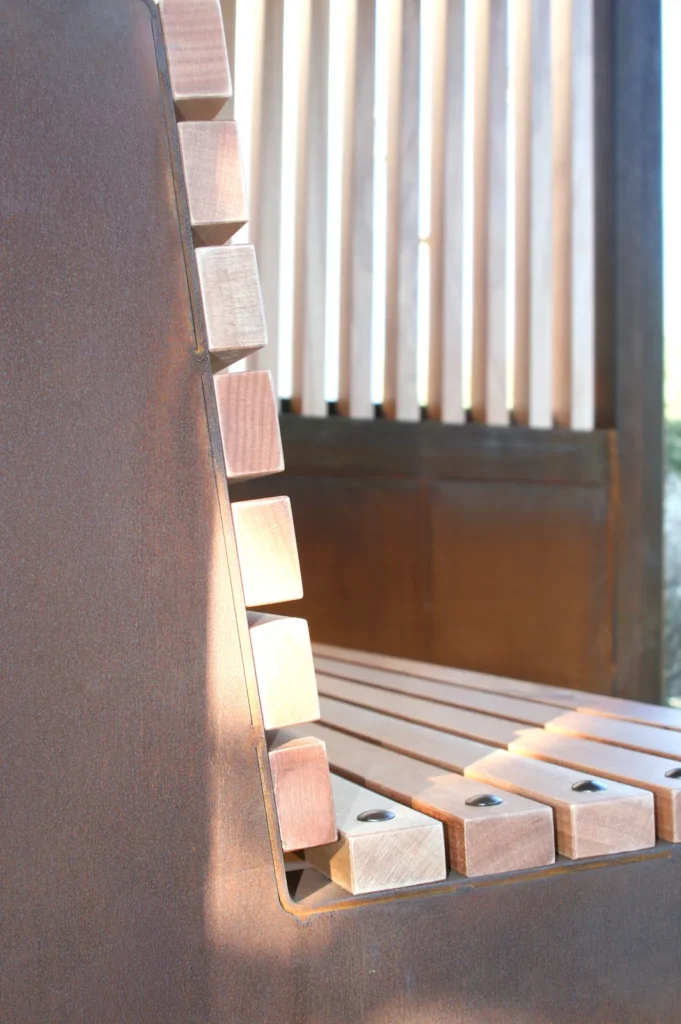 CUBO | Pensilina in corten e legno — foto 5